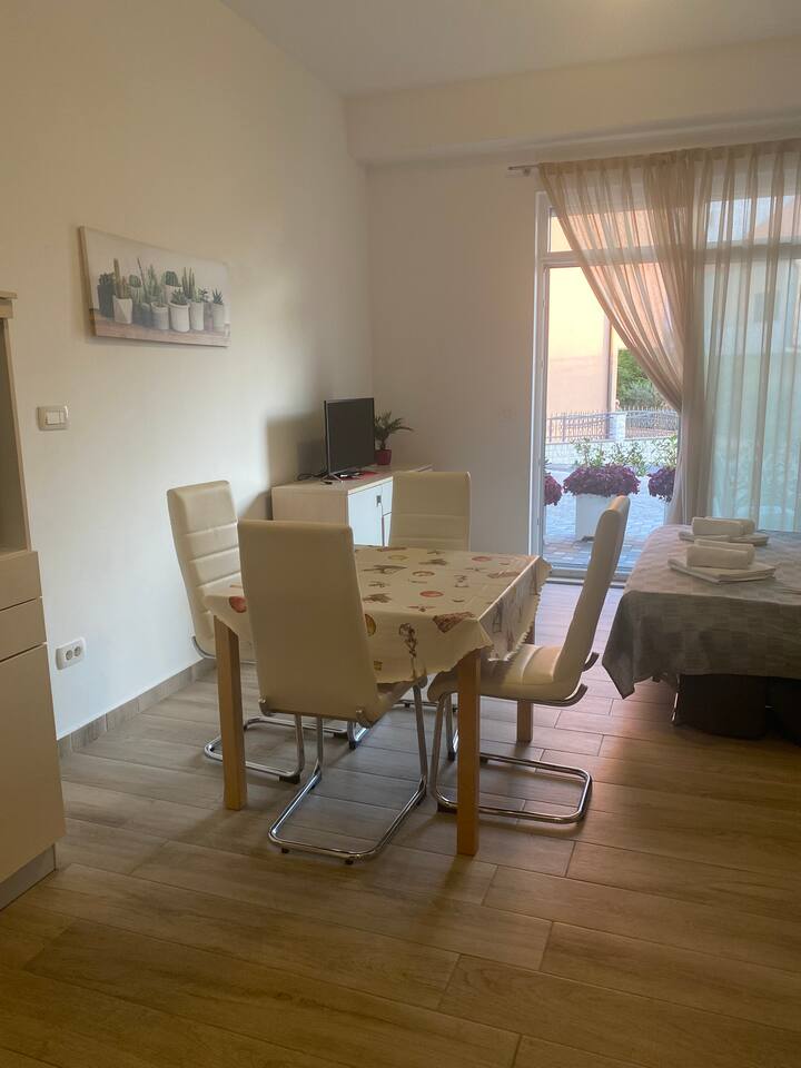 One bedroom apartment DeLuxe 10 Podstrana/Split Apartments for Rent