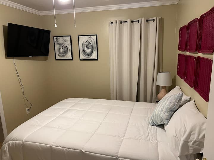 Guest Bedroom #1 with Smart TV