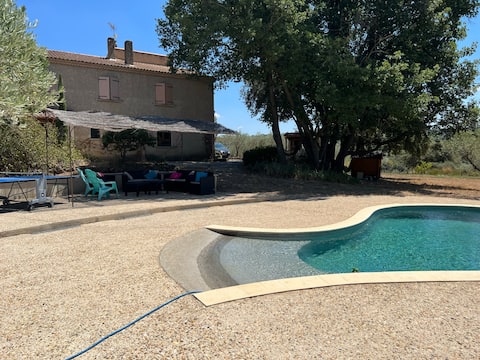 Beautiful Provincial House for 11 people with Pool