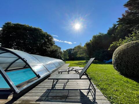 Beautiful guesthouse with pool access in summer