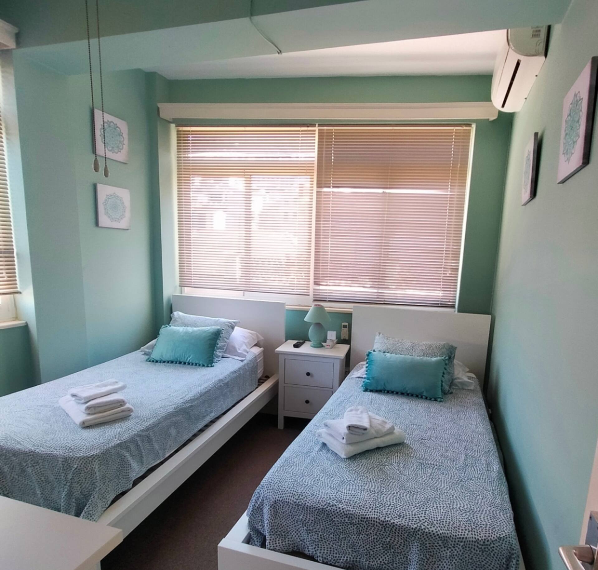 Best location 2 bed2 bath w/lift in town! (Kosher) — foto 3