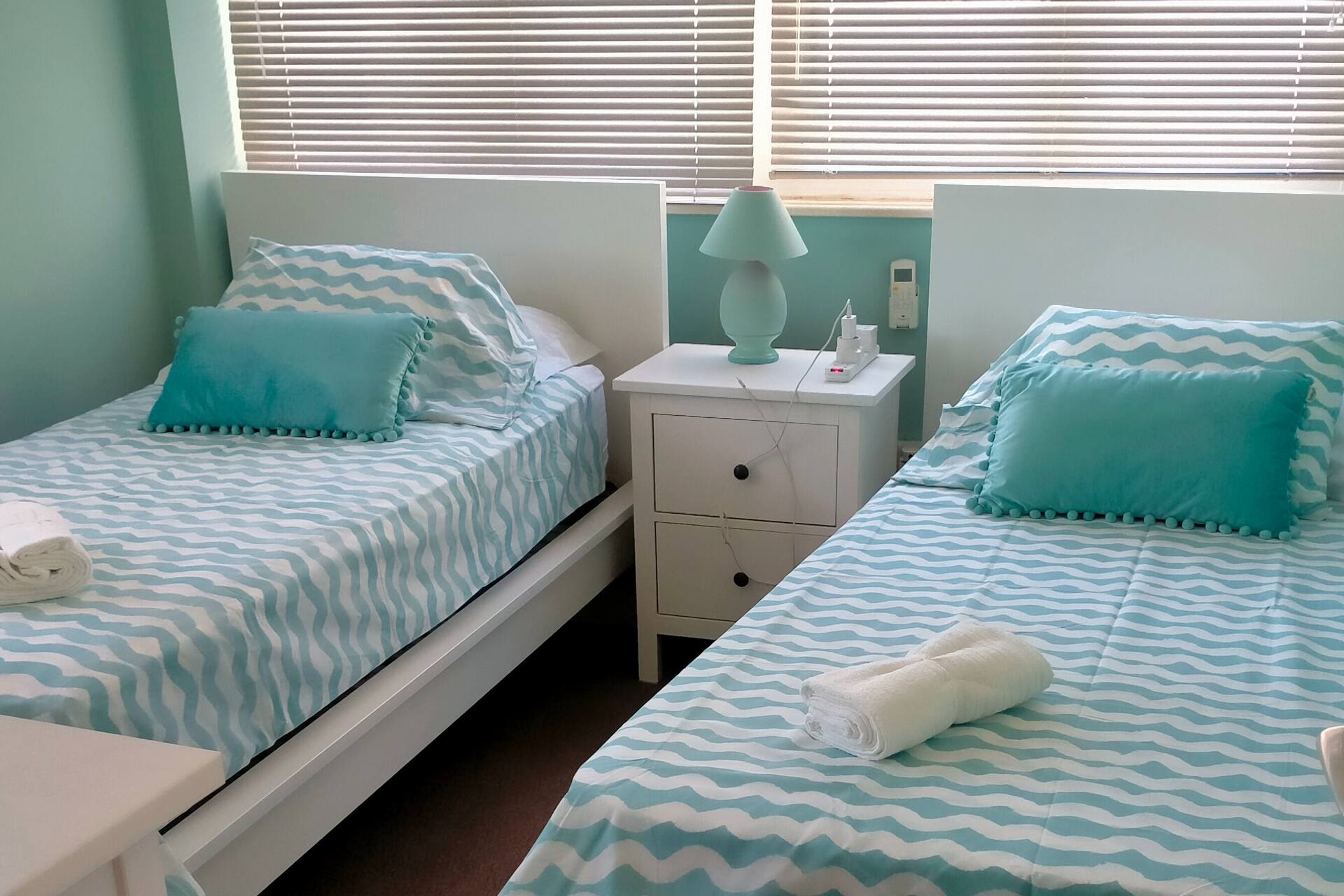 Best location 2 bed2 bath w/lift in town! (Kosher) — foto 2