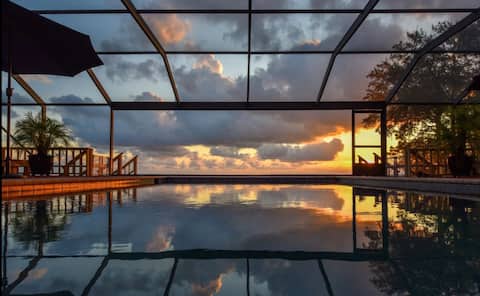 Eastpoint on the Bay- Private Beach, Pool, Sunsets