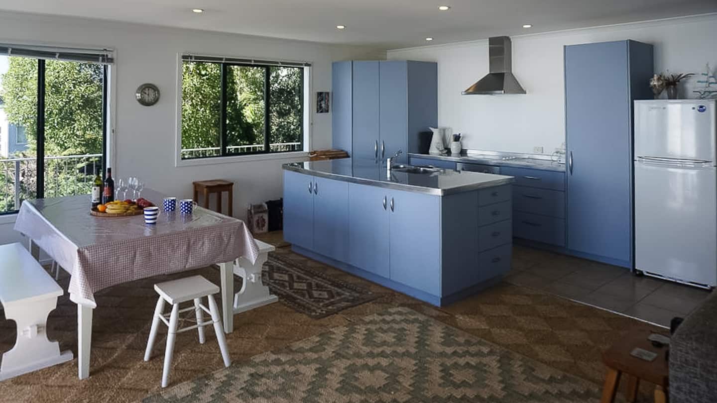 Totally Private  Modern Contempory Beach House. 5