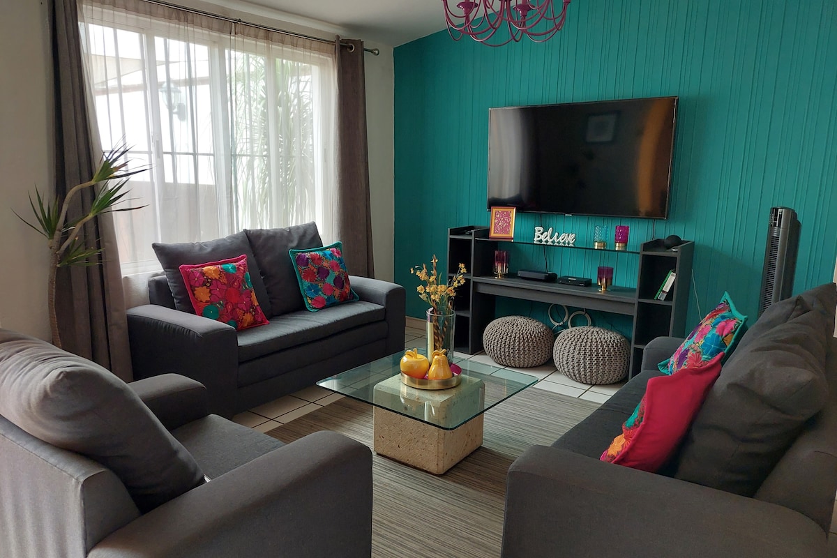 Successful Airbnb property: Casa Amarilla will make you feel at home in Santa Lucía Del Camino