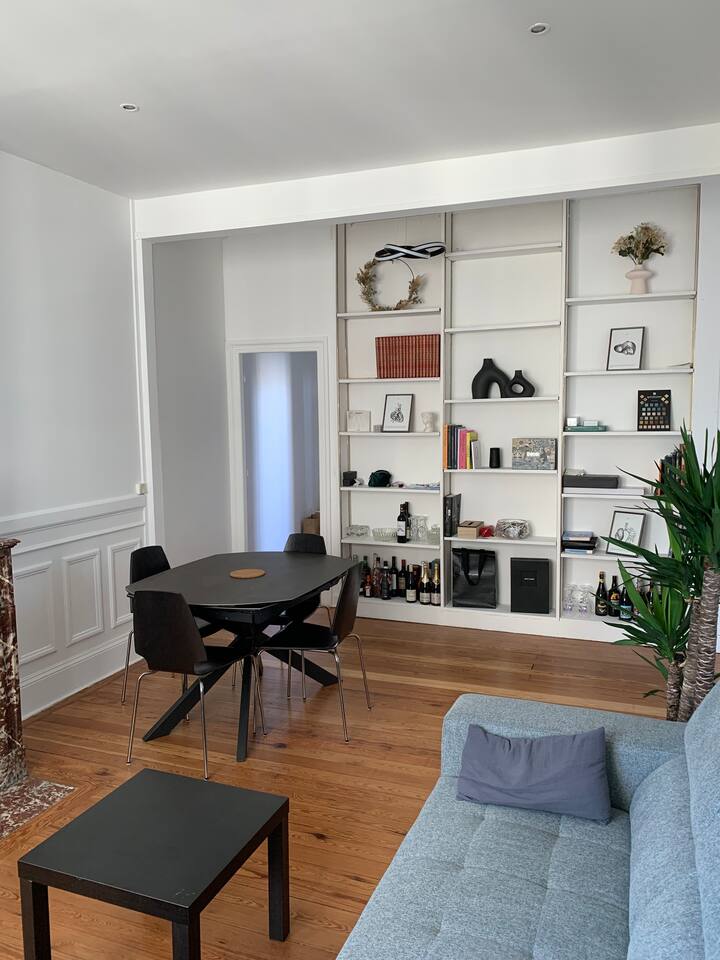 La Madeleine Beautiful apartment on Grand Boulevard Apartments for