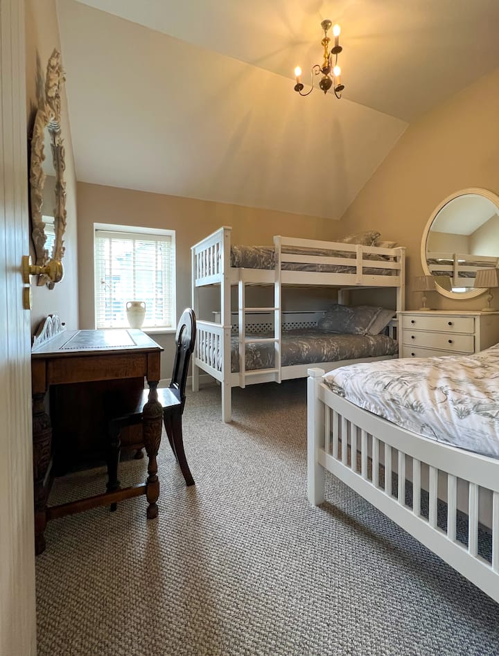 საძინებელი 1