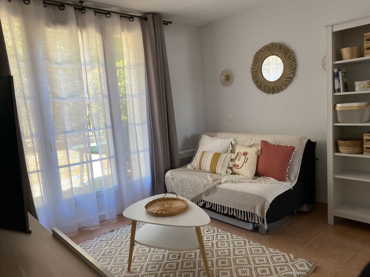 Appartement Cosy Avec Piscine Au Bord D'un Lac - Monflanquin