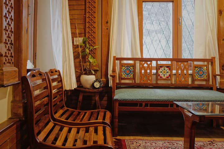Shantiniketan: Three Bedroom Cottage - アルモラ