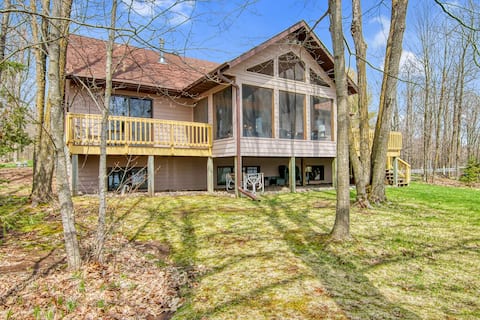 Lakewood Lodge on Nelson Lake