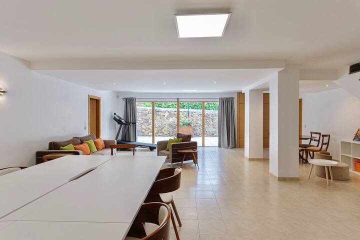 Equinox: Elegant w/pool next to golf & Sintra gallery image 4