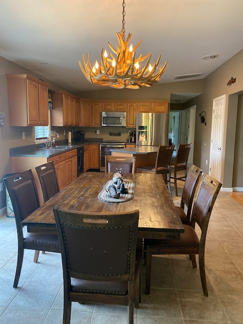 Sacandaga Lake Adirondack Escape