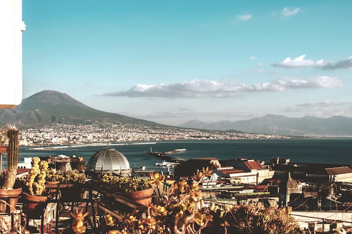 red @ sunsets with view on Vesuvius and Capri