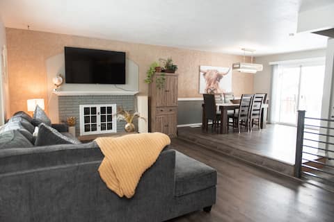 Tranquil 5 bedroom home with large deck and yard