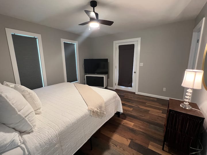 加大双人床主卧景观3