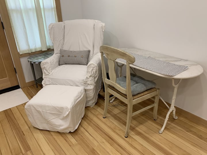 All New: 3 Blks From Chey Med Center - Cheyenne, WY
