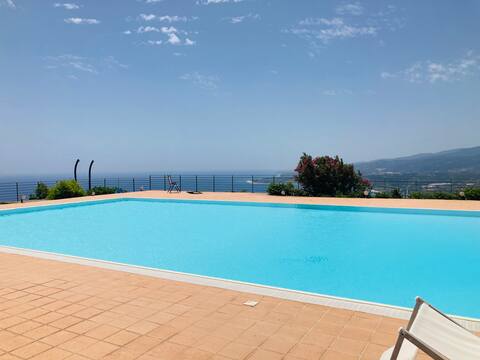 beautiful little cottage by the sea with pool
