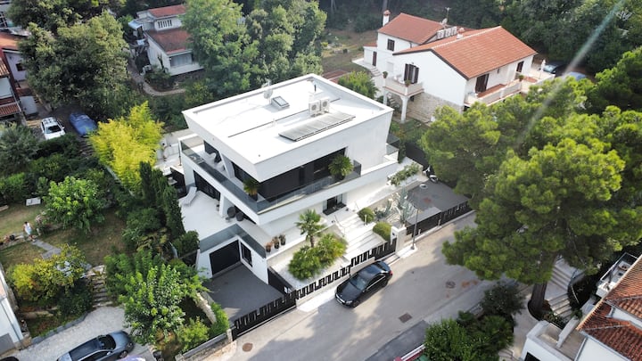 Villa Mademoiselle Rovinj By Istra Vacation - Rovinj