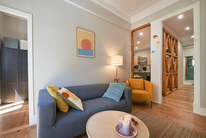 Central Beautiful 4br/3bath Apartment For Families - Loures