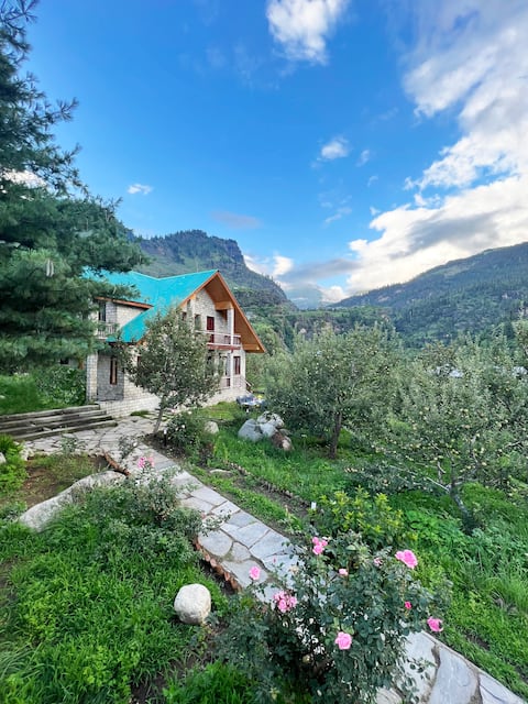 3 Bedroom cottage surrounded by unlimited views