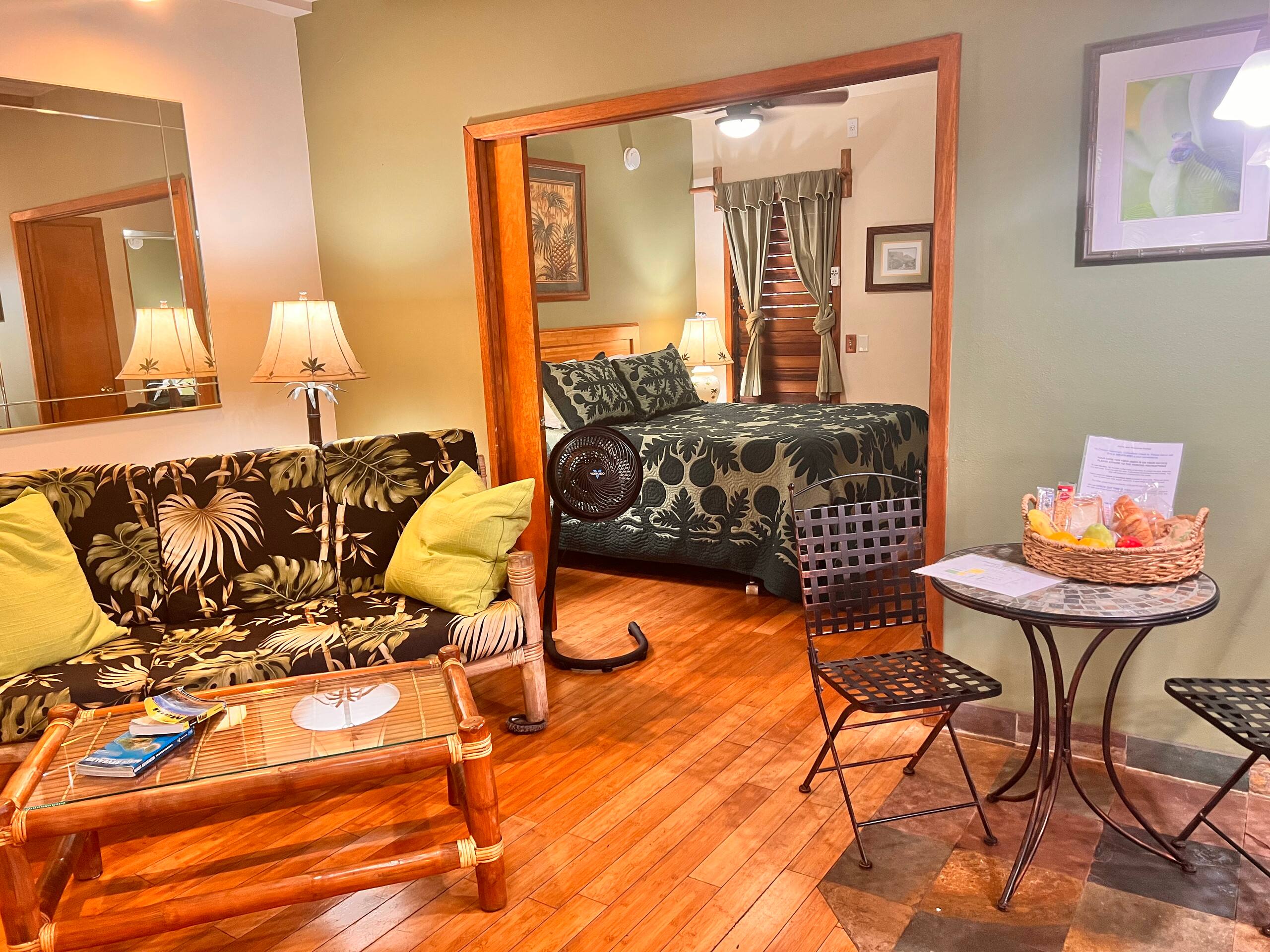 Kihei B & B Papaya (Hawaii GE and TA tax numbers 214-354-3296-01) - Main photo