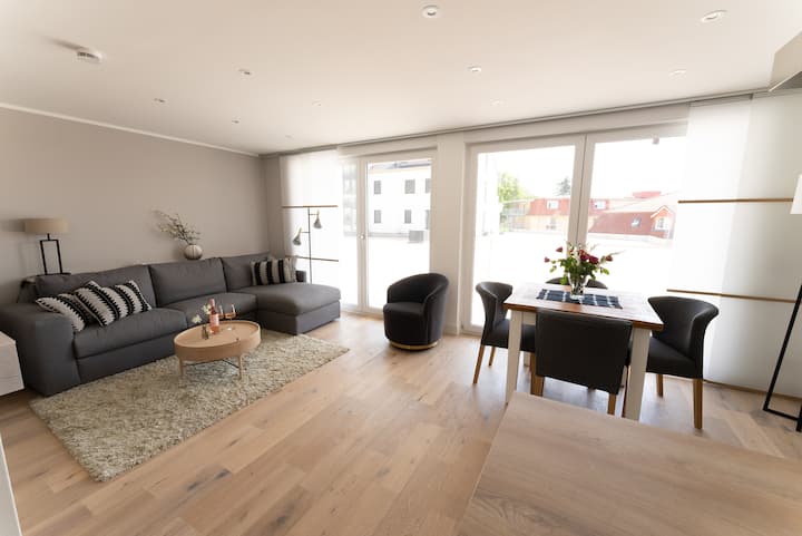 Sebule na chumba cha kulia chakula