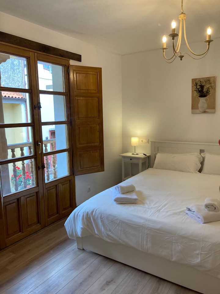 غرفة النوم 1