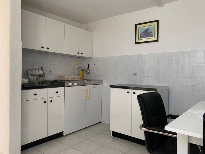 Studio Apartment Tena with Terrace and Sea View