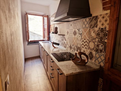 Popular Airbnb listing: Chianti Craft House Badia a Passignano in Barberino Tavarnelle