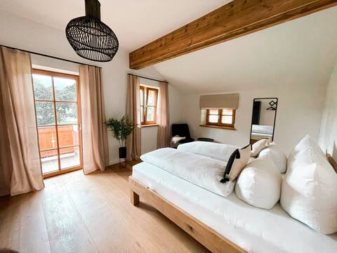Pure nature - semi-detached house in idyllic Kreuth