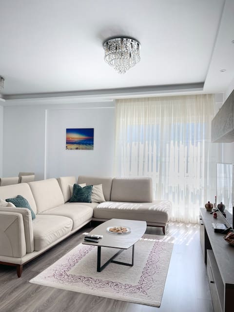 Enjoy Sunsets at 1- min away from the beach house