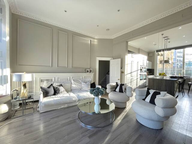Beautiful 3-Bedroom Townhouse in Central London! gallery image 2