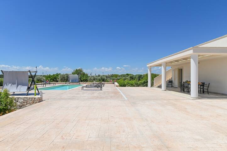 Villa Gioena-piscina privata – 4 camere – 2 bagni gallery image 4