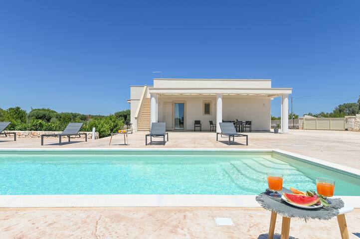 Villa Gioena-piscina privata – 4 camere – 2 bagni gallery image 2