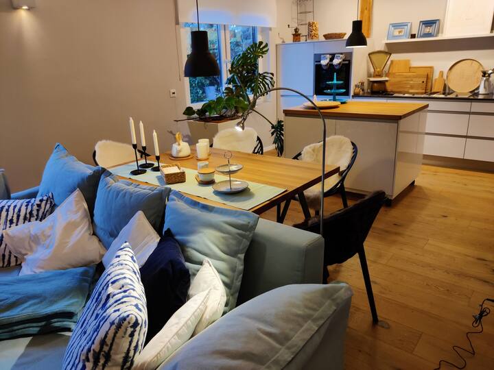 Cozy apartment on the garden floor Vacation homes for Rent in