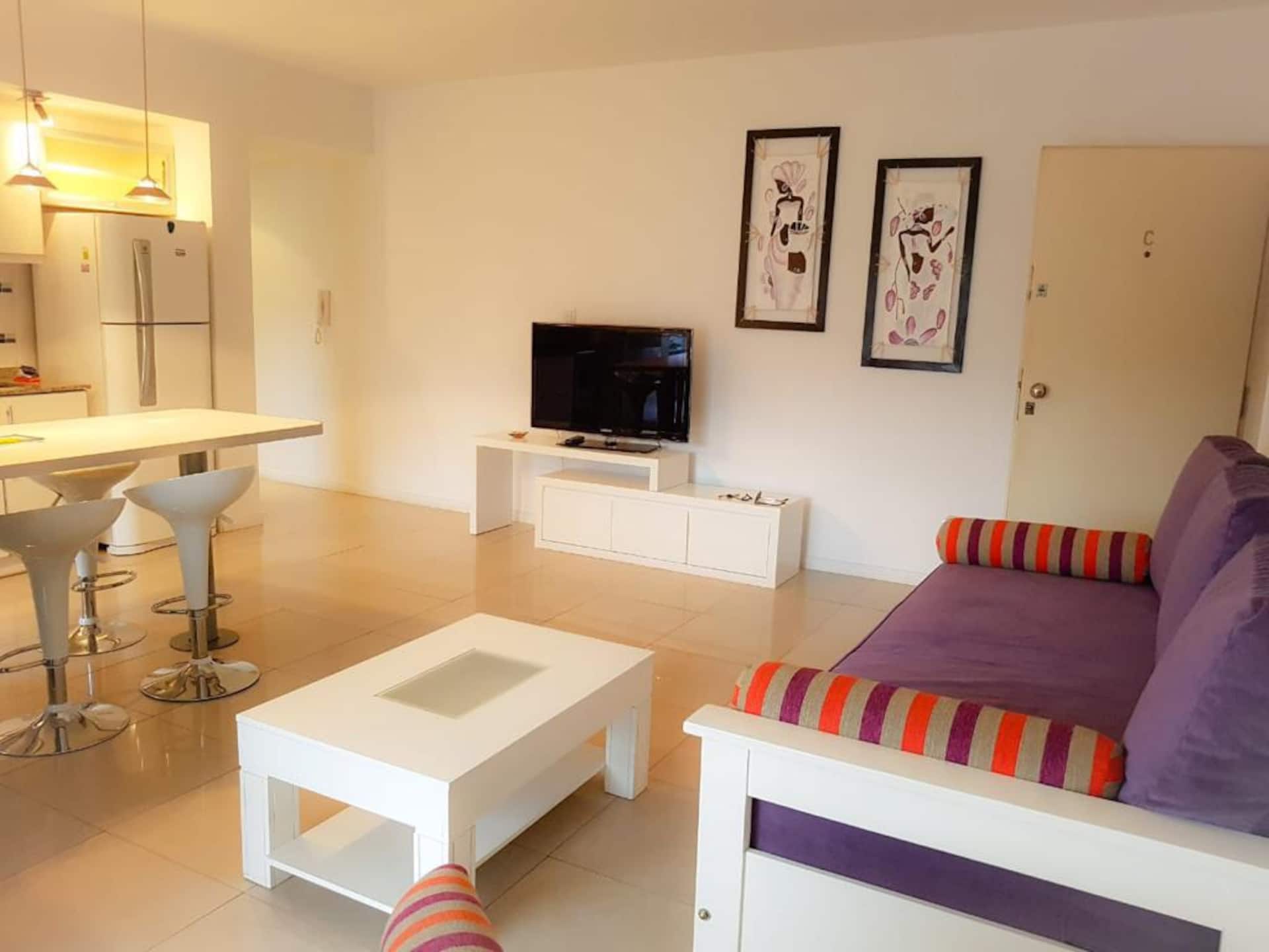 Beautiful apartment two blocks from Abasto shopping
