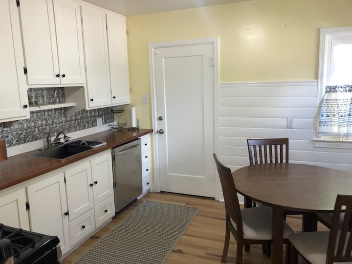 Top 10 PetFriendly Rentals In Cheyenne, Wyoming Updated 2024 Trip101