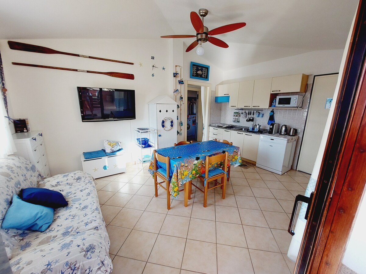Top performing Airbnb: Trivano Rena Simius terrace 3 minutes from the center in Villasimius