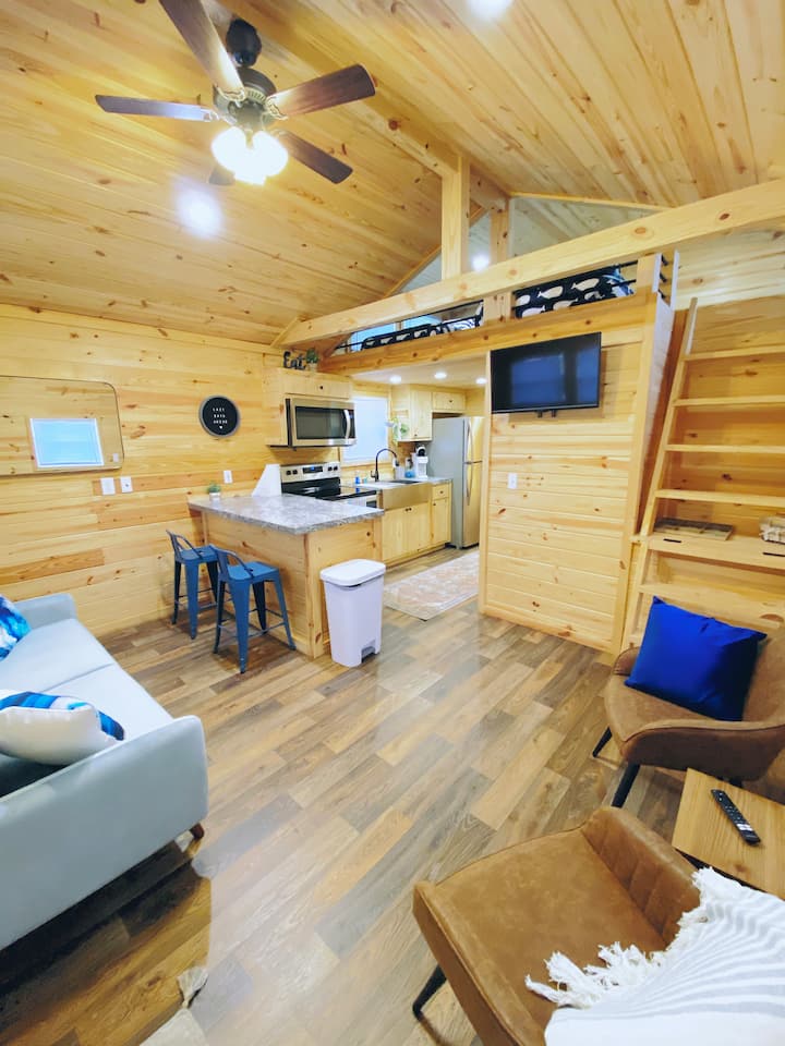 Bayside Bungalow - Cozy Glamping Cabin - ミルトン, FL