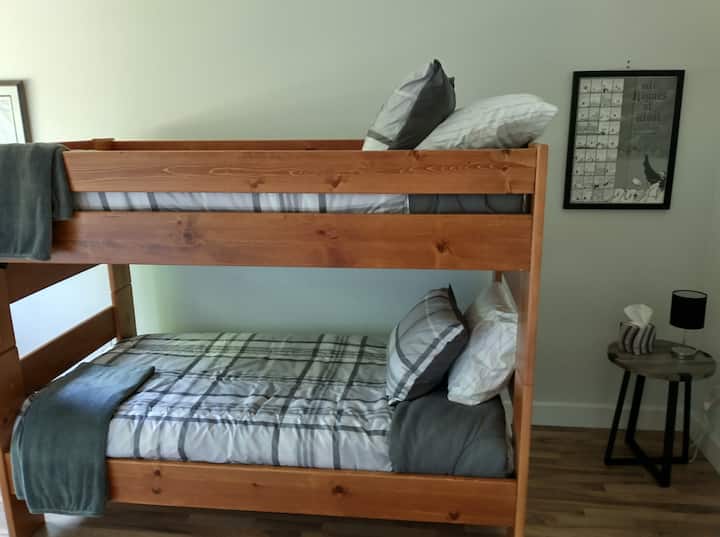 საძინებელი 2