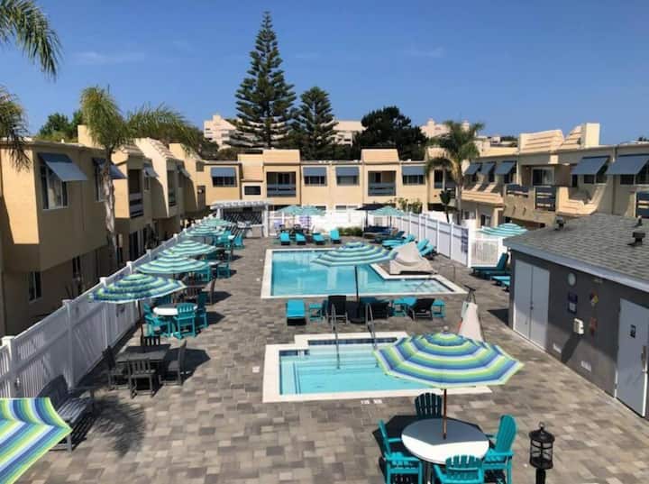Condo In Solana Beach - Encinitas, CA