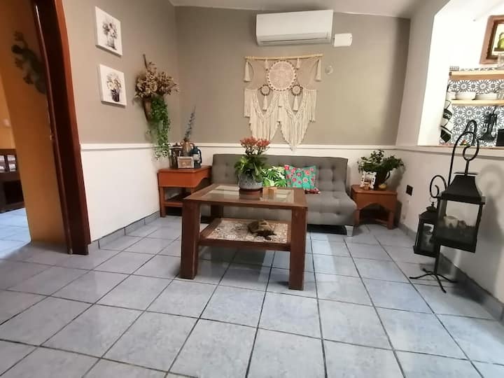 En El Corazón De Fcp: Casa Con Jardín Y Piscina - Yucatán