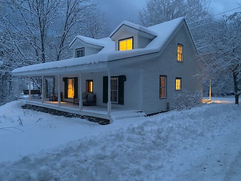 Secluded Private Farmhouse close to Ski Mountains