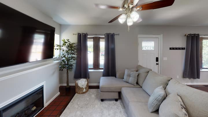 Capitol View Cottage - Taos, MO