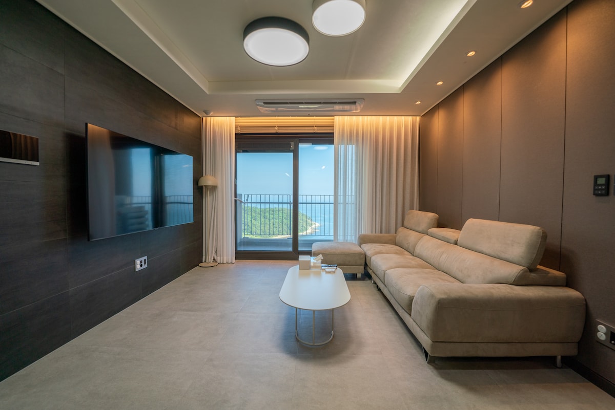 Image showcasing Osiria High-rise Ocean View New Residence Lotte World, Lotte Outlet ...
