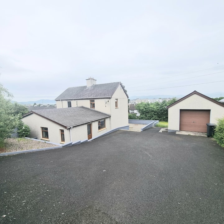 Ardaravan Townhouse, Buncrana, Co. Donegal Houses for Rent in Buncrana, County Donegal
