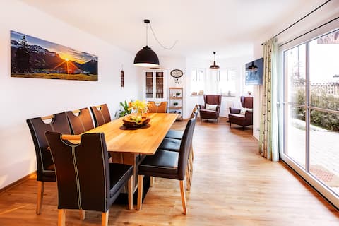 Popular Airbnb listing: Ferienhaus Partnachtal in Garmisch Partenkirchen