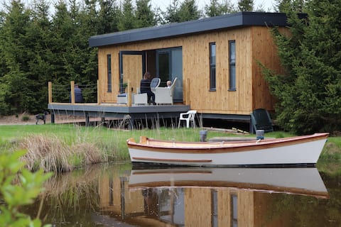 Very private 2 bedroom holiday lodge