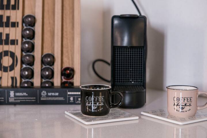 Colosseum, Monti, New Corithian house up to 6 pp gallery image 5