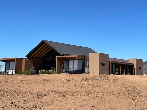 Beautiful Casa Xaroma, 6 bedrooms with their own bathroom